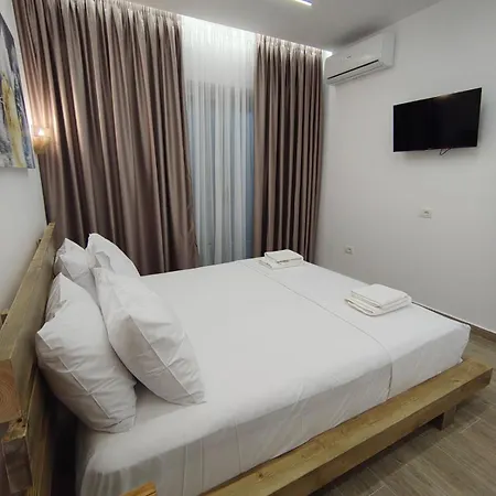 Marios Апартаменты *