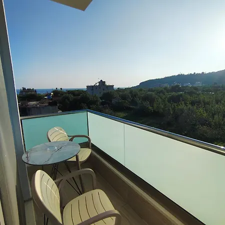 Marios * Химара